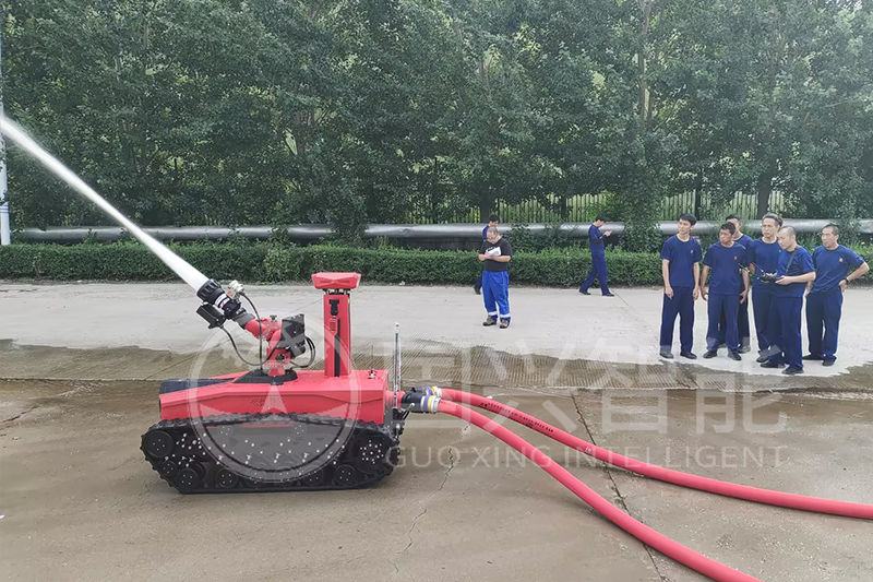 鶴崗中海石油華鶴煤業消防隊—防爆偵檢機器人驗收完成